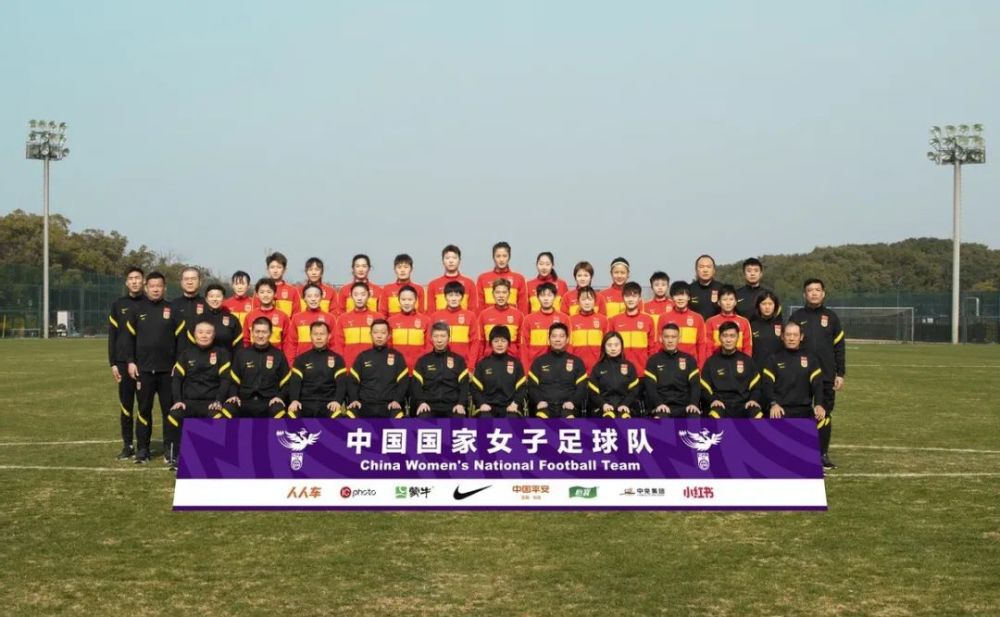 皇家马德里已经宣布与主教练安切洛蒂续约至2026年，The Athletic报道，安切洛蒂未来可能在俱乐部担任其他职务。